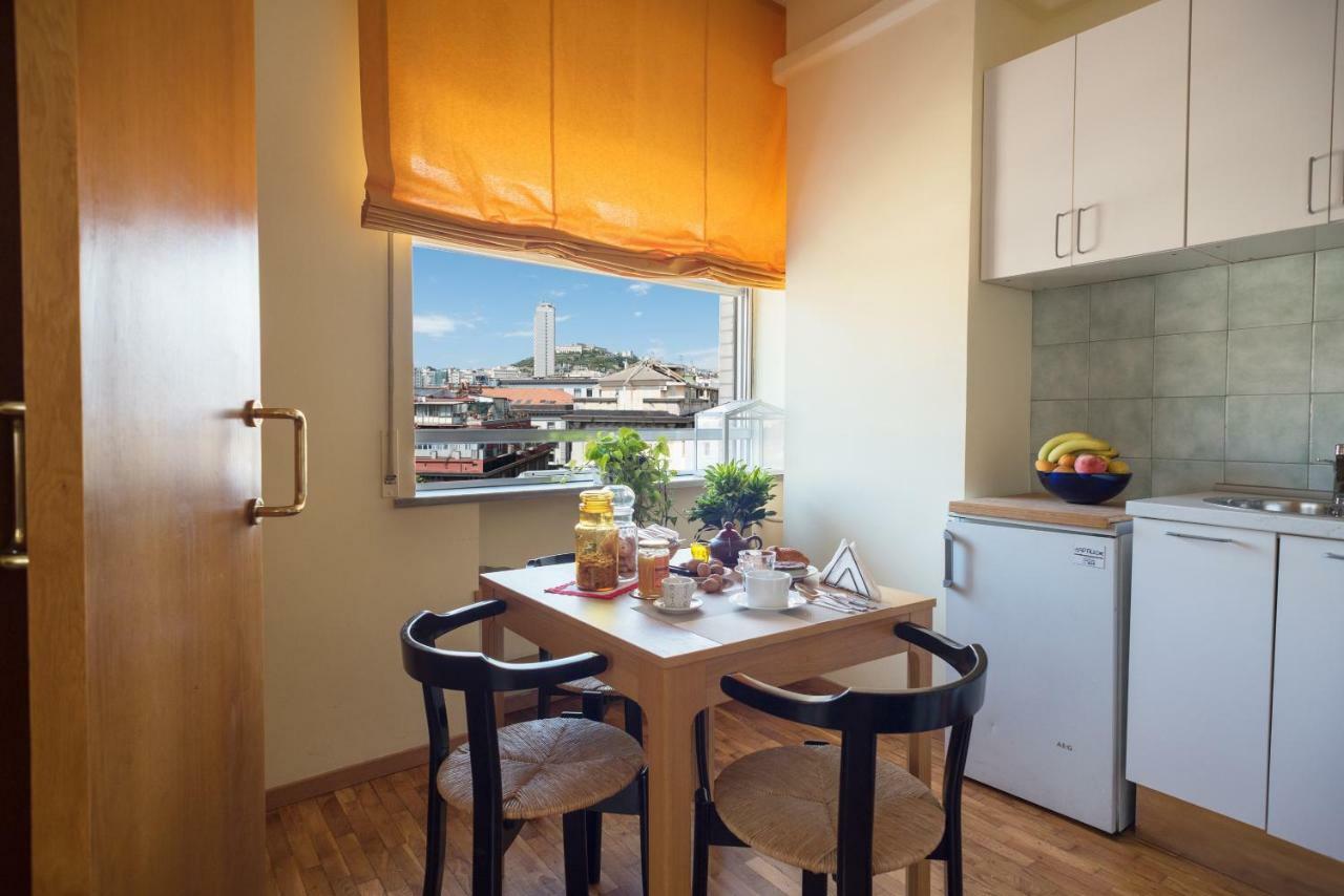 Casa Laurino B&B Νάπολη Εξωτερικό φωτογραφία